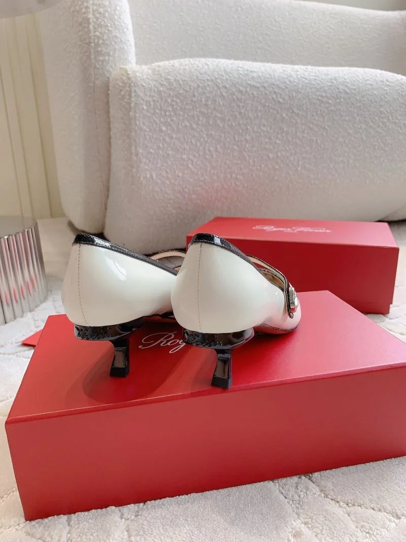 Youthful Roger Vivier Sandals 9047