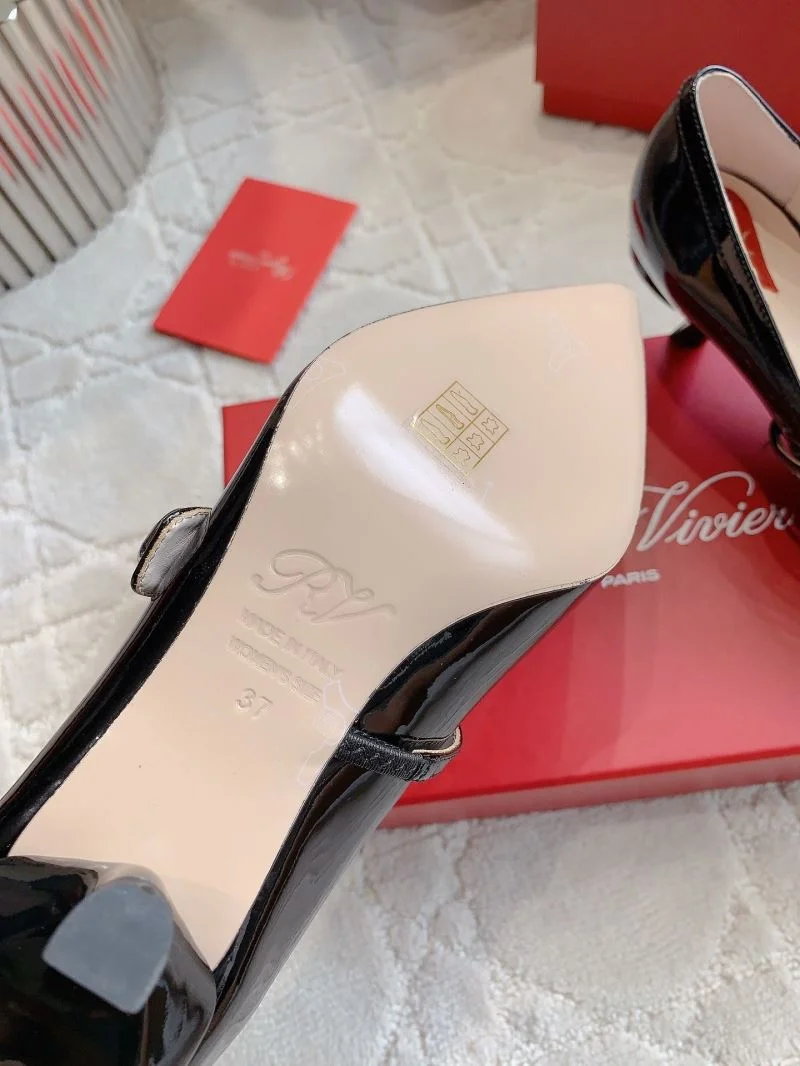 Elegant Roger Vivier Sandals 9051