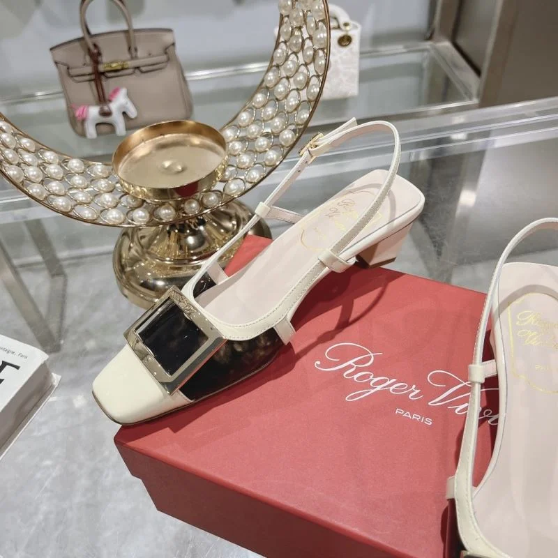 Roger Vivier Sandals Breathable 9039