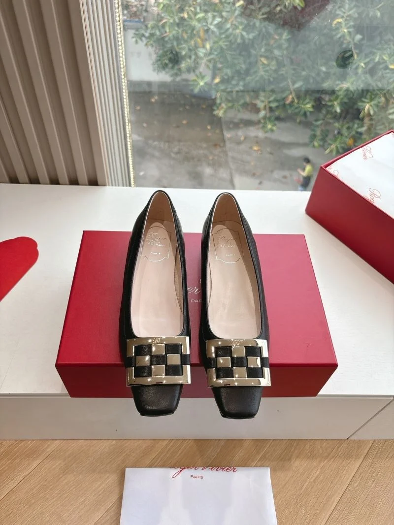Elegant Roger Vivier Sandals 9021