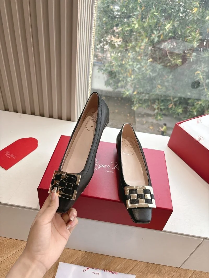 Elegant Roger Vivier Sandals 9021