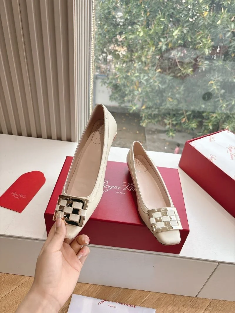 Roger Vivier Sandals SmoothTexture 9031