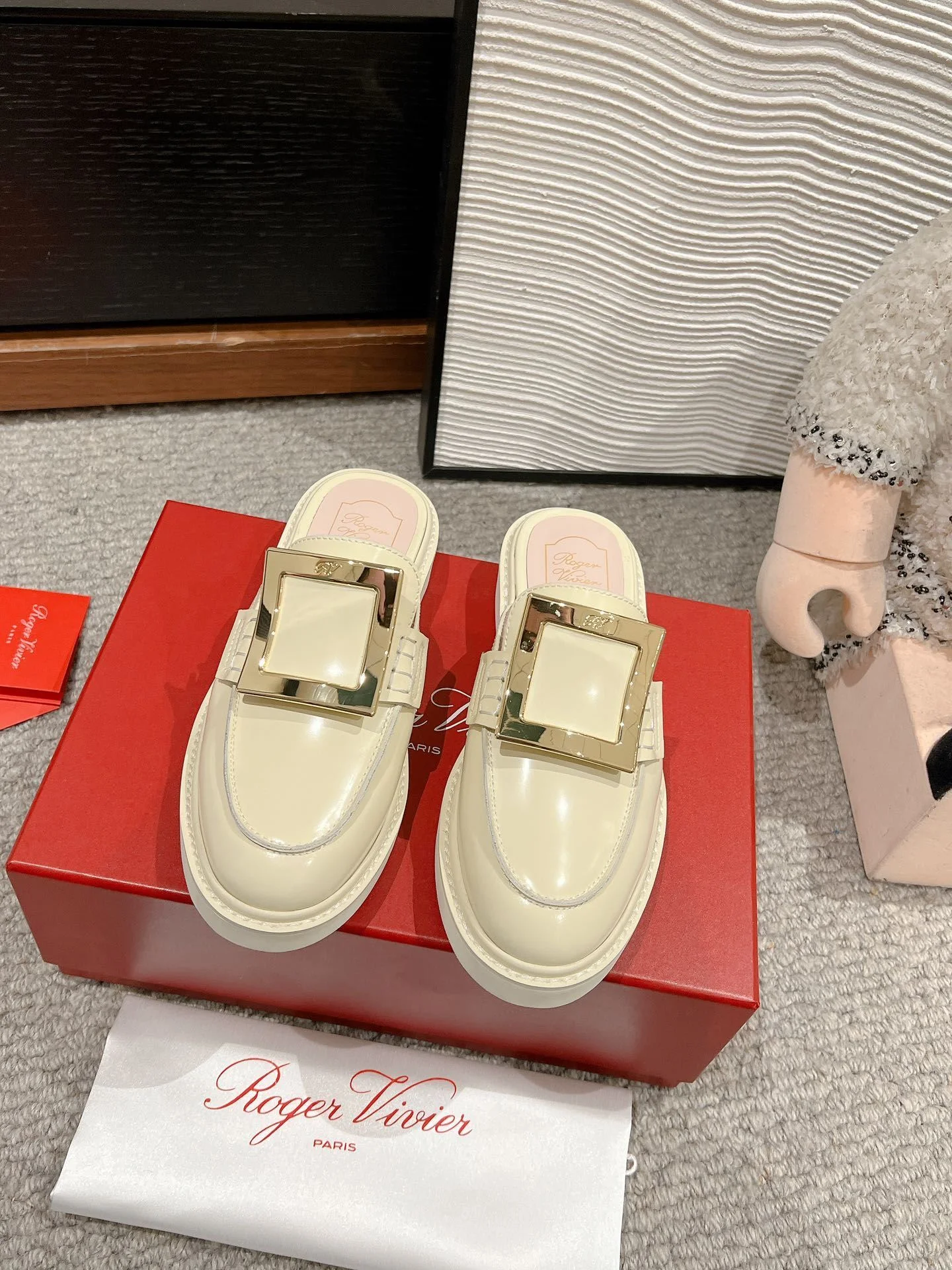 ZeroBulk Roger Vivier Sandals 5866