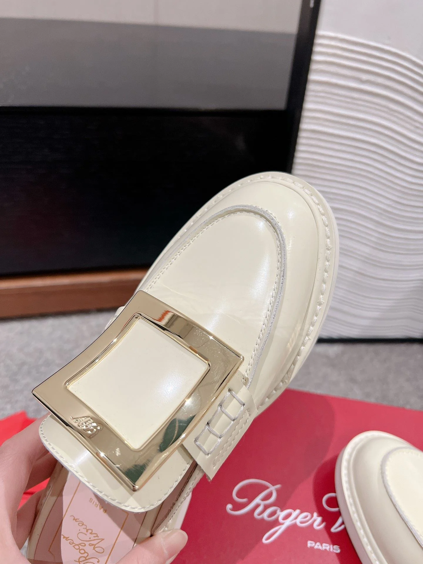 ZeroBulk Roger Vivier Sandals 5866