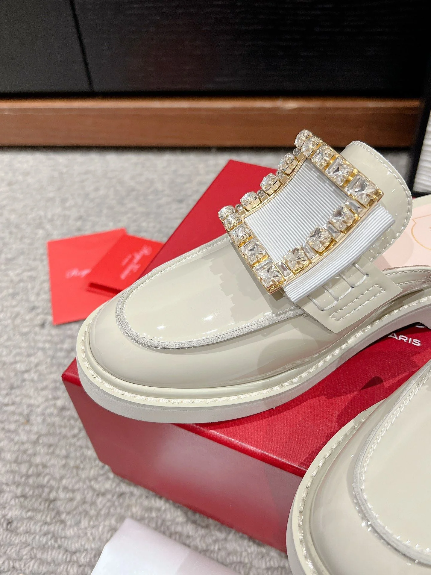 TravelReady Roger Vivier Sandals 5848