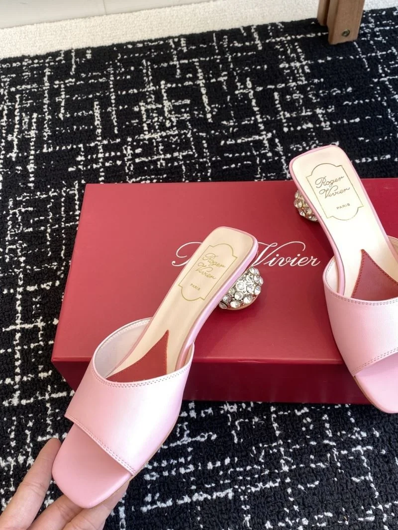 Elegant Roger Vivier Sandals 5839