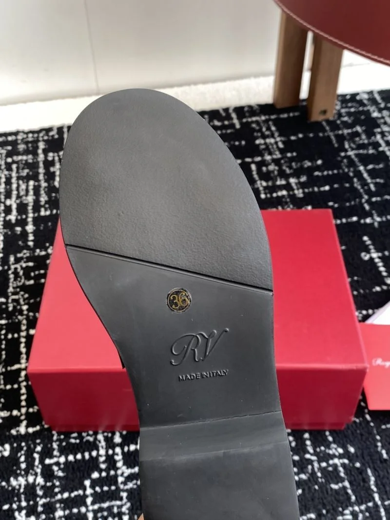 Contemporary Roger Vivier Sandals 5841