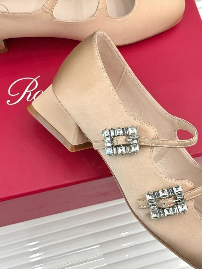 FlexibleFit Roger Vivier Shoes 7384