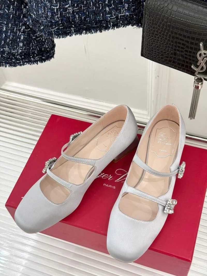 SmoothTexture Roger Vivier Shoes 7310