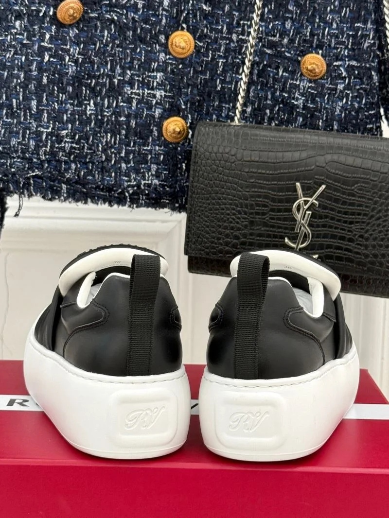 Roger Vivier Shoes Fashionable 7306