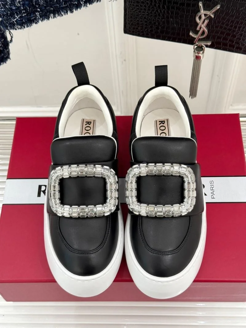 Bold Roger Vivier Shoes 7301