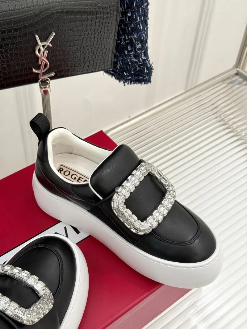 Bold Roger Vivier Shoes 7301