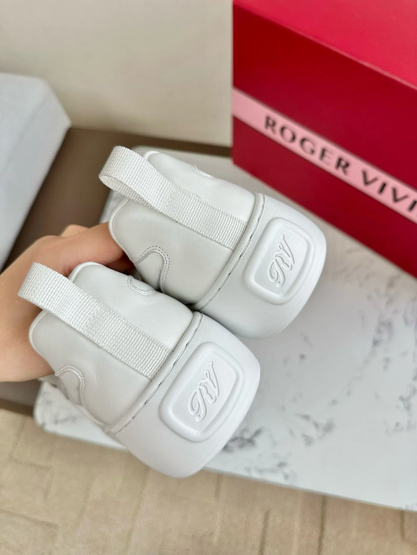Popular Roger Vivier Shoes 7302