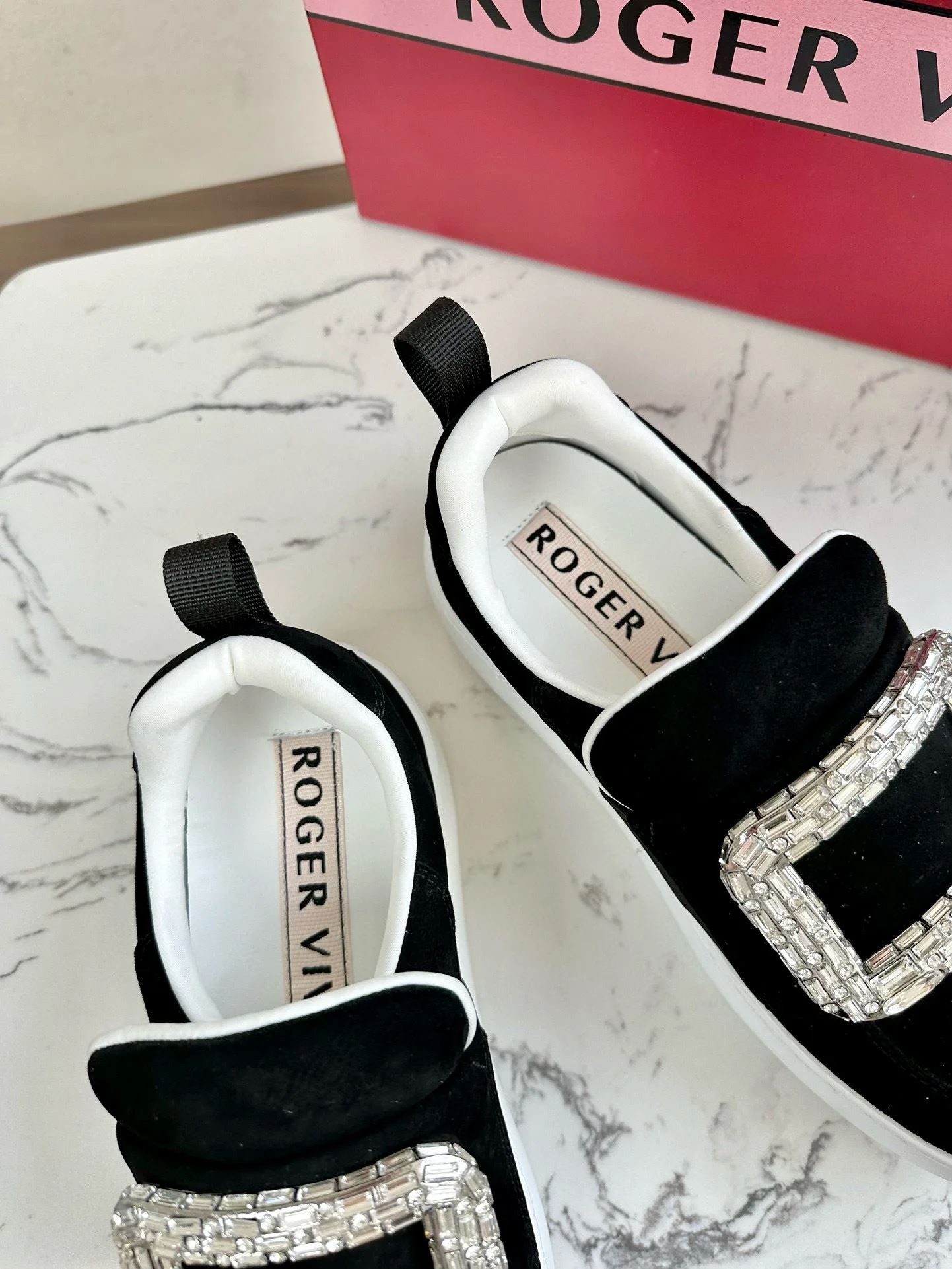 Trendy Roger Vivier Shoes 7325