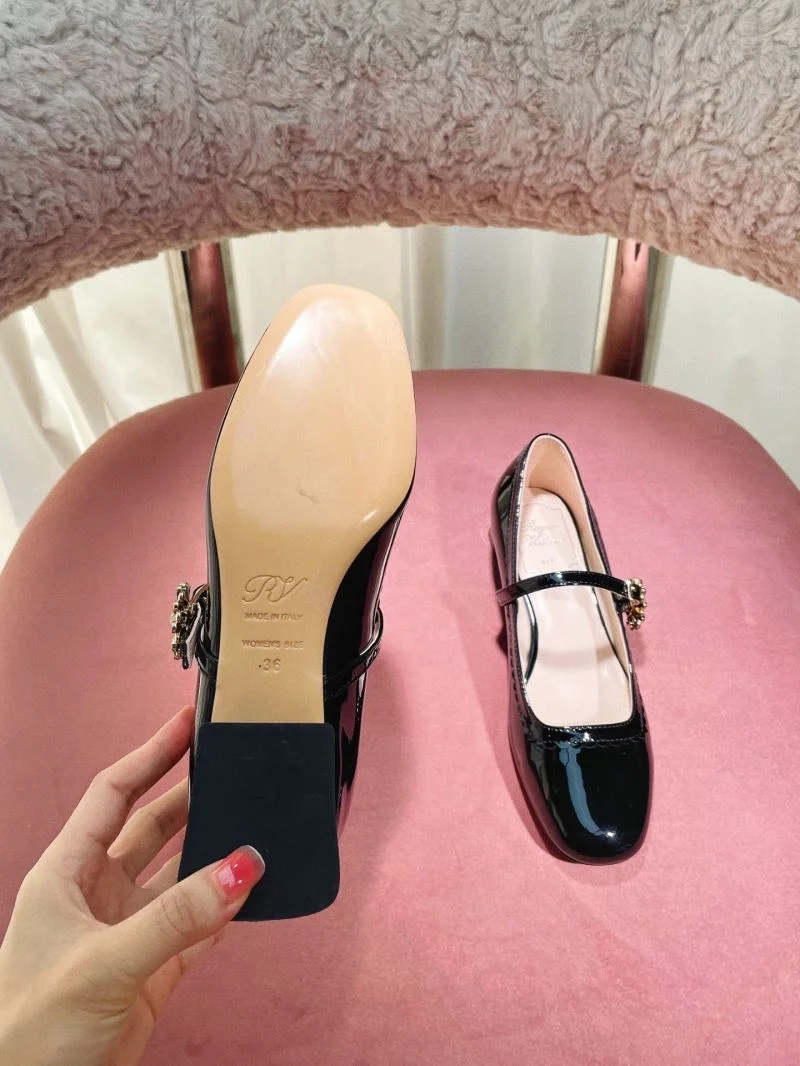 Trendy Roger Vivier Shoes 11427
