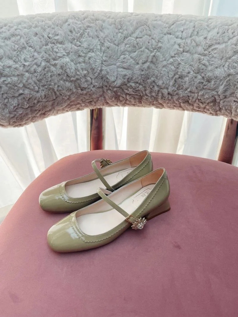 Roger Vivier Shoes Durable 11429