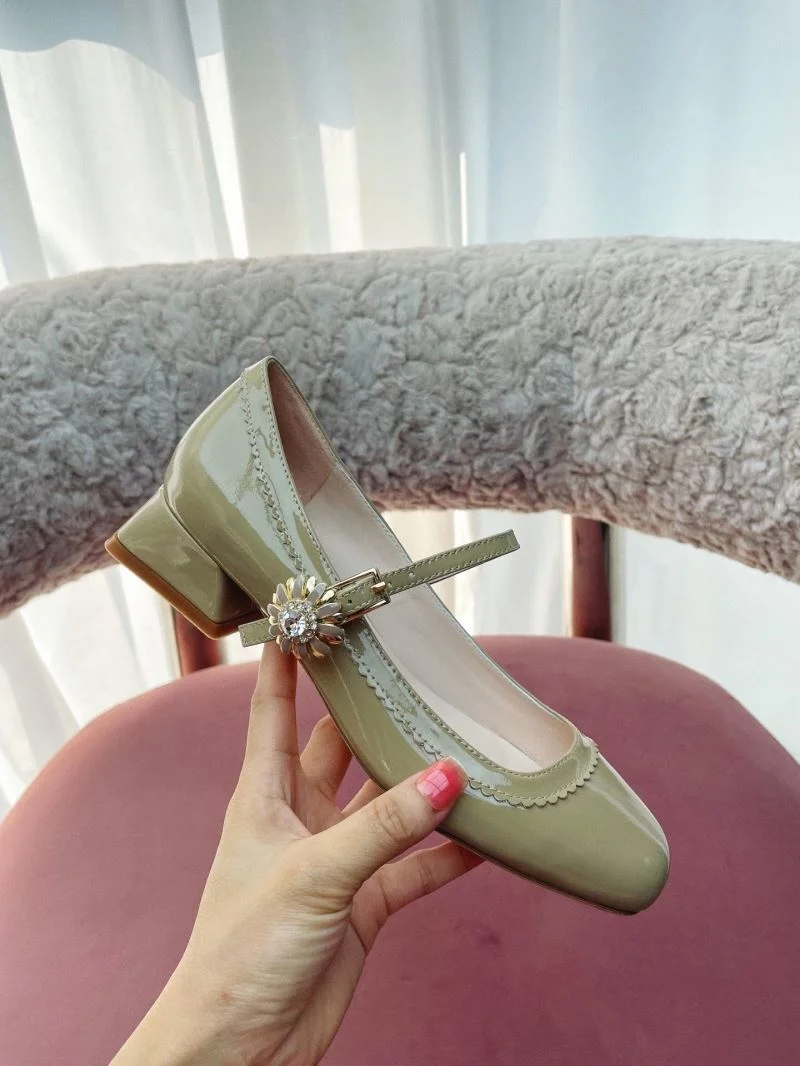 Roger Vivier Shoes Durable 11429