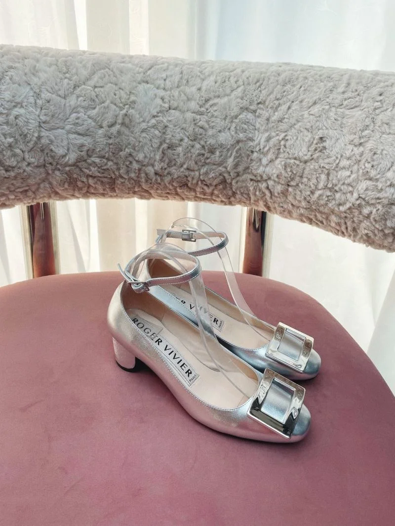 Roger Vivier Shoes Durable 11430