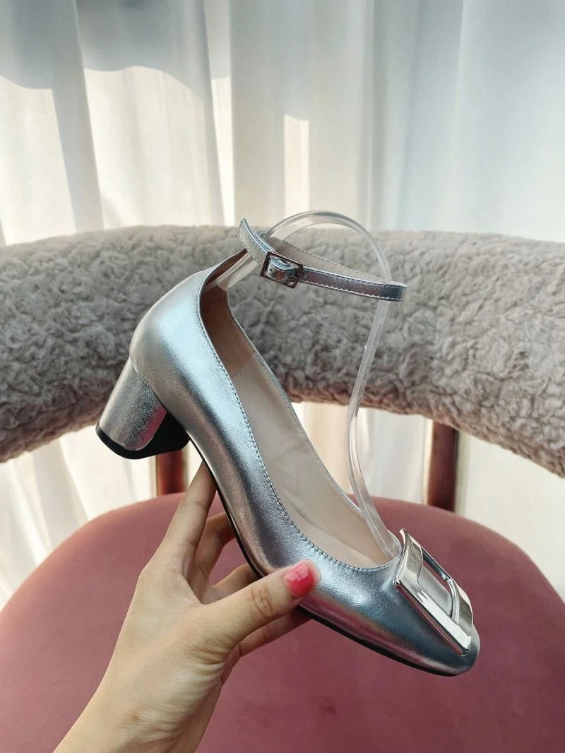 Roger Vivier Shoes Durable 11430
