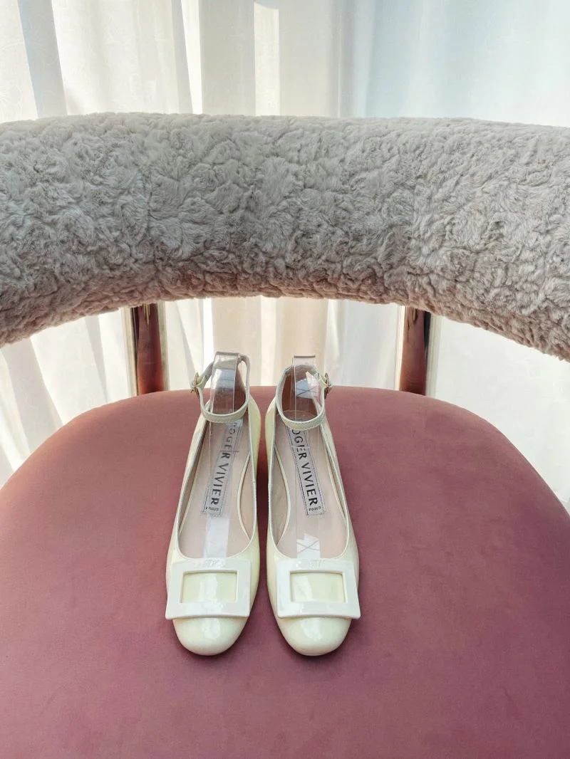 Roger Vivier Shoes Classic 11499