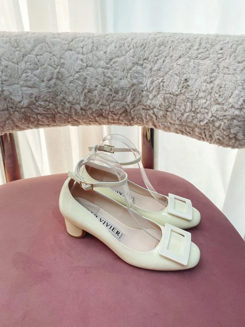 Roger Vivier Shoes Classic 11499