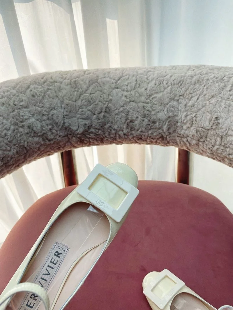 Roger Vivier Shoes Classic 11499