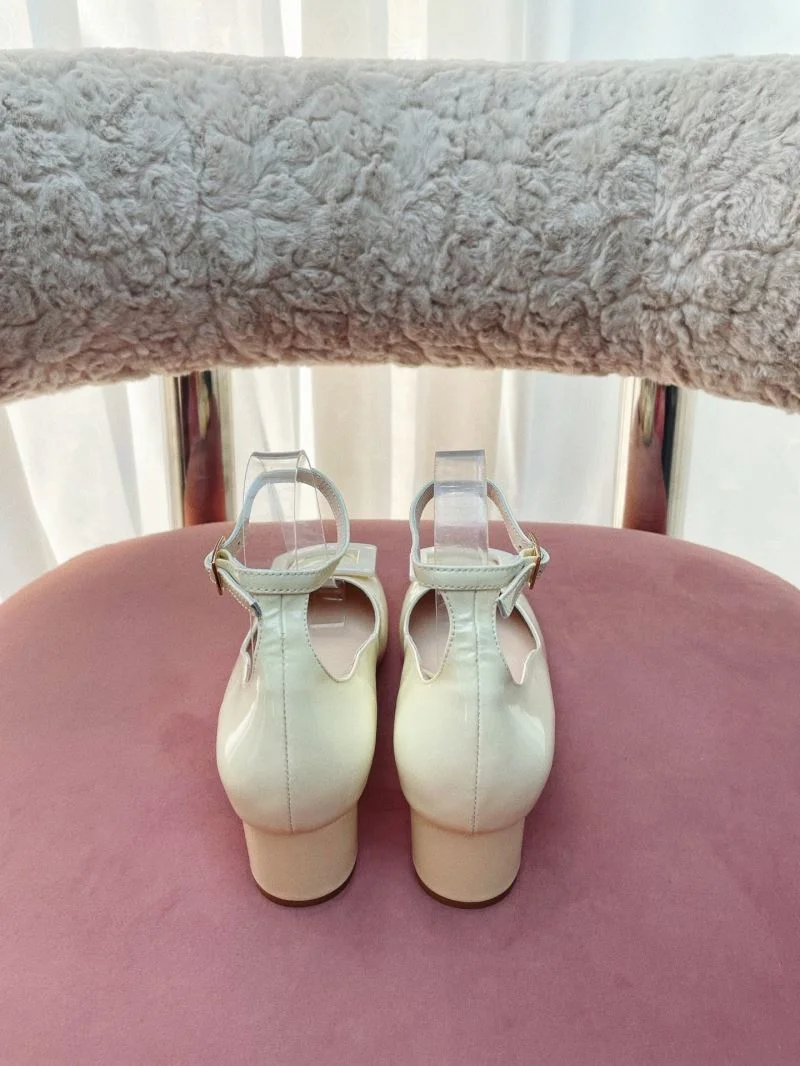 Roger Vivier Shoes Classic 11499