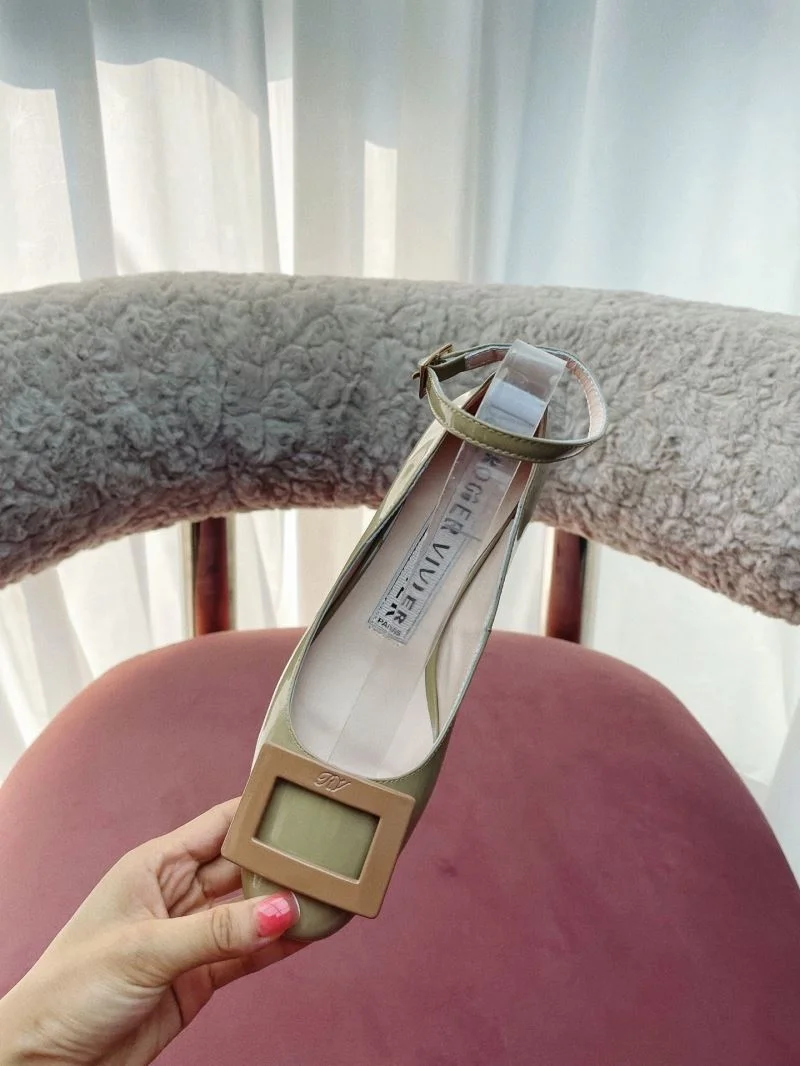 Roger Vivier Shoes Contemporary 11449