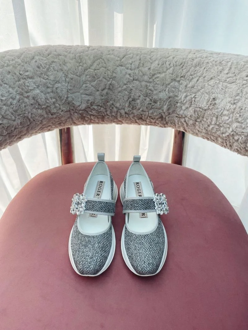 NewStyle Roger Vivier Shoes 11422
