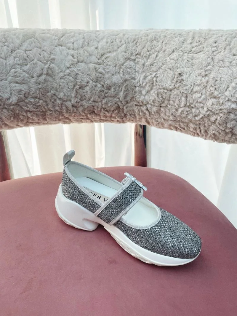 NewStyle Roger Vivier Shoes 11422
