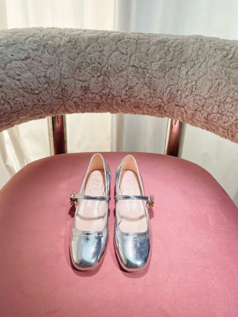 Roger Vivier Shoes WeatherProof 11417