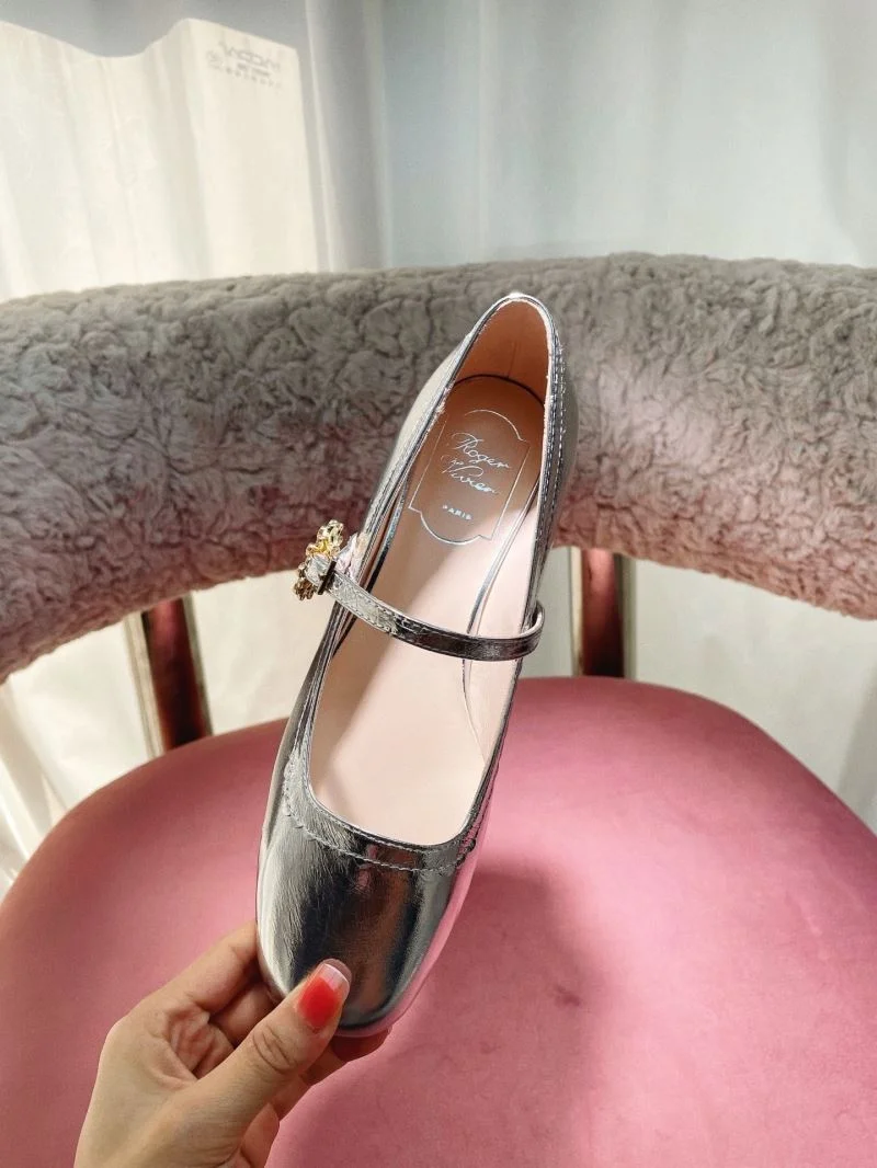 Roger Vivier Shoes WeatherProof 11417