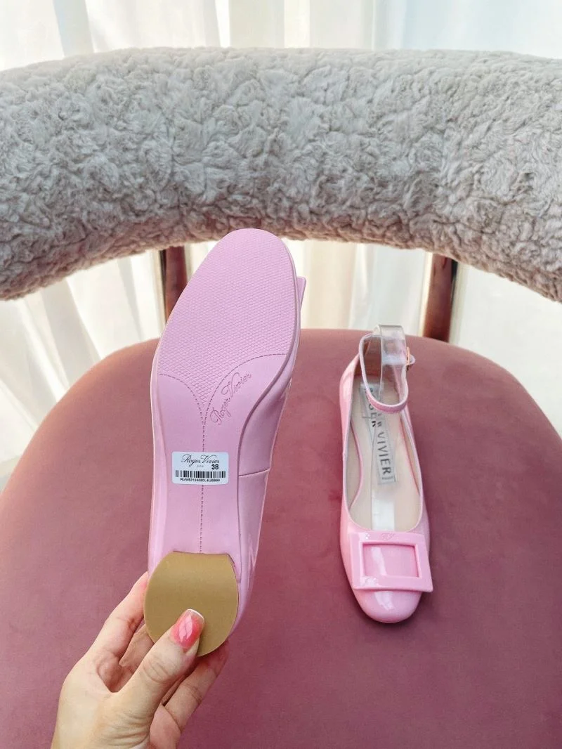 Roger Vivier Shoes Compact 11420