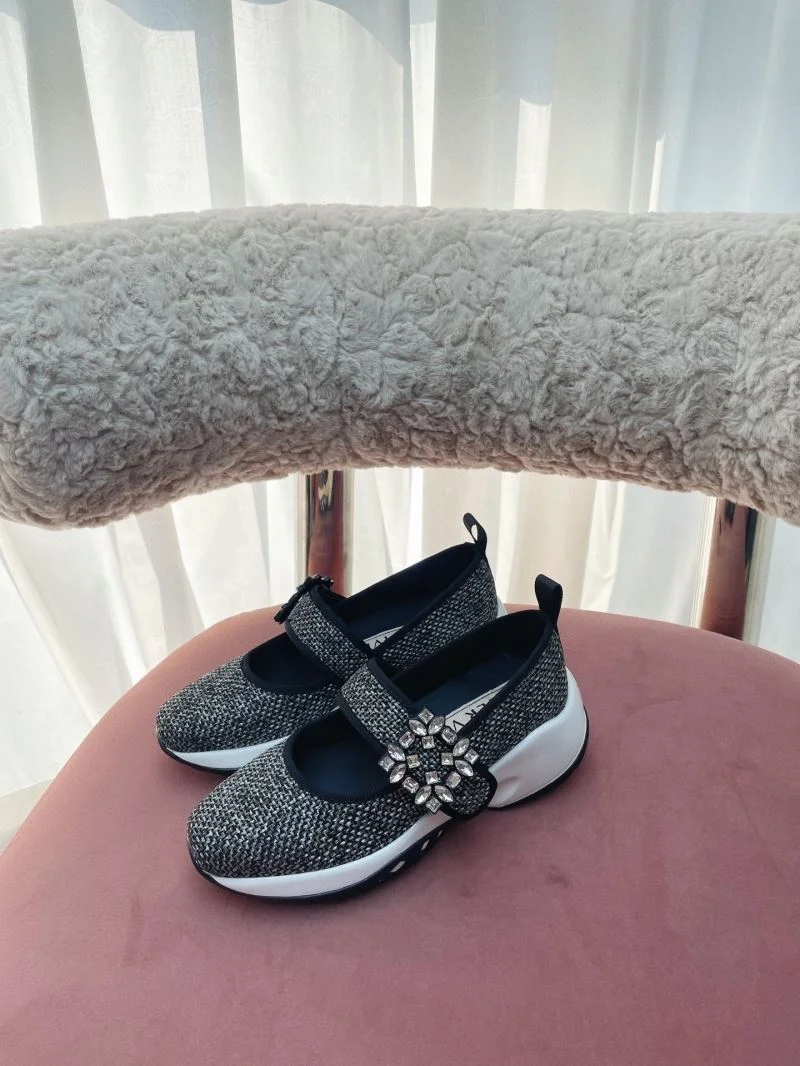 Roger Vivier Shoes Contemporary 11439