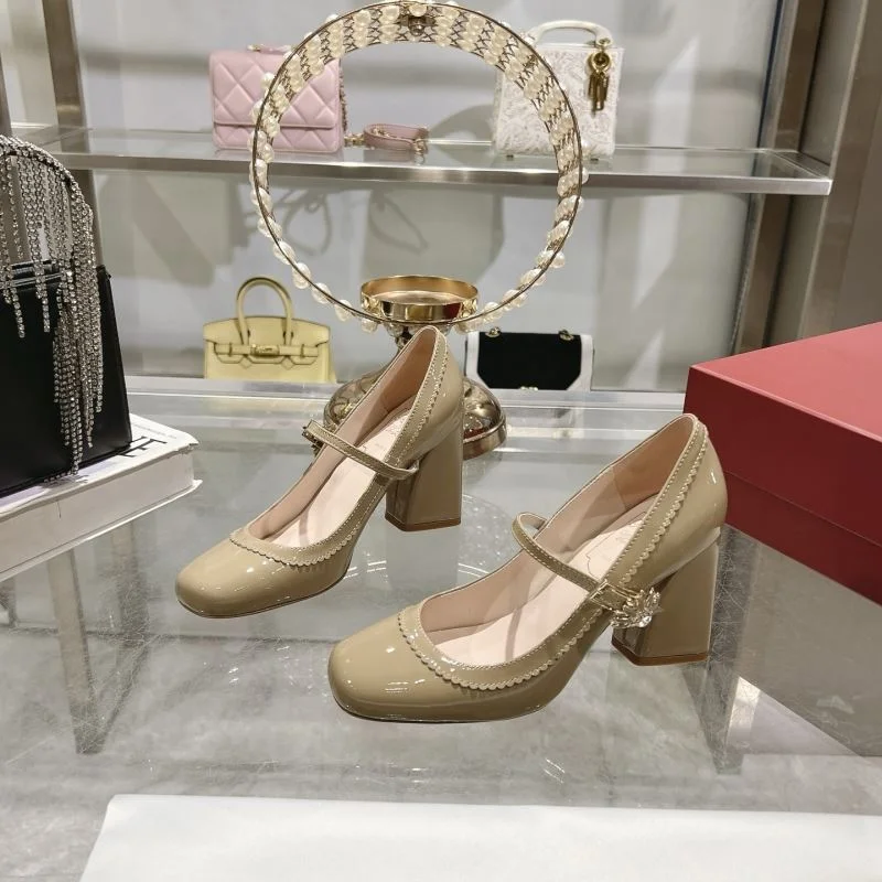 RelaxedFit Roger Vivier Shoes 11436