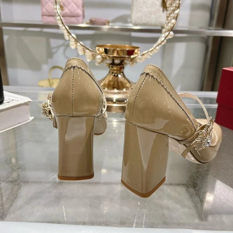 RelaxedFit Roger Vivier Shoes 11436