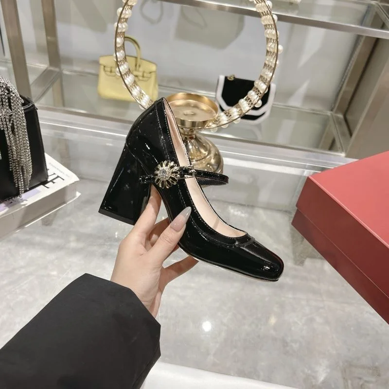 Lightweight Roger Vivier Shoes 11419