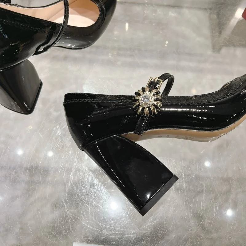 Lightweight Roger Vivier Shoes 11419