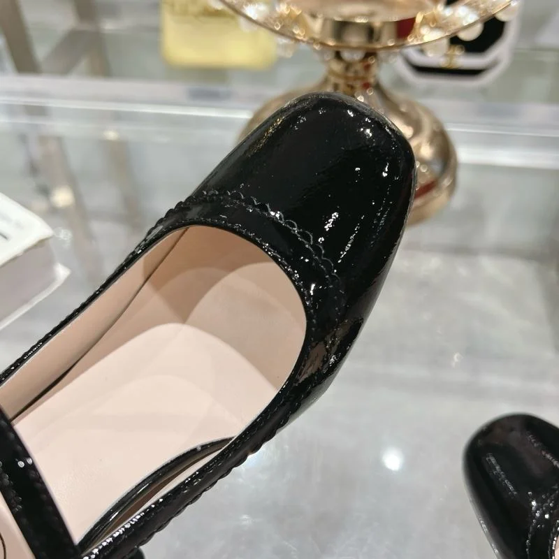 Lightweight Roger Vivier Shoes 11419