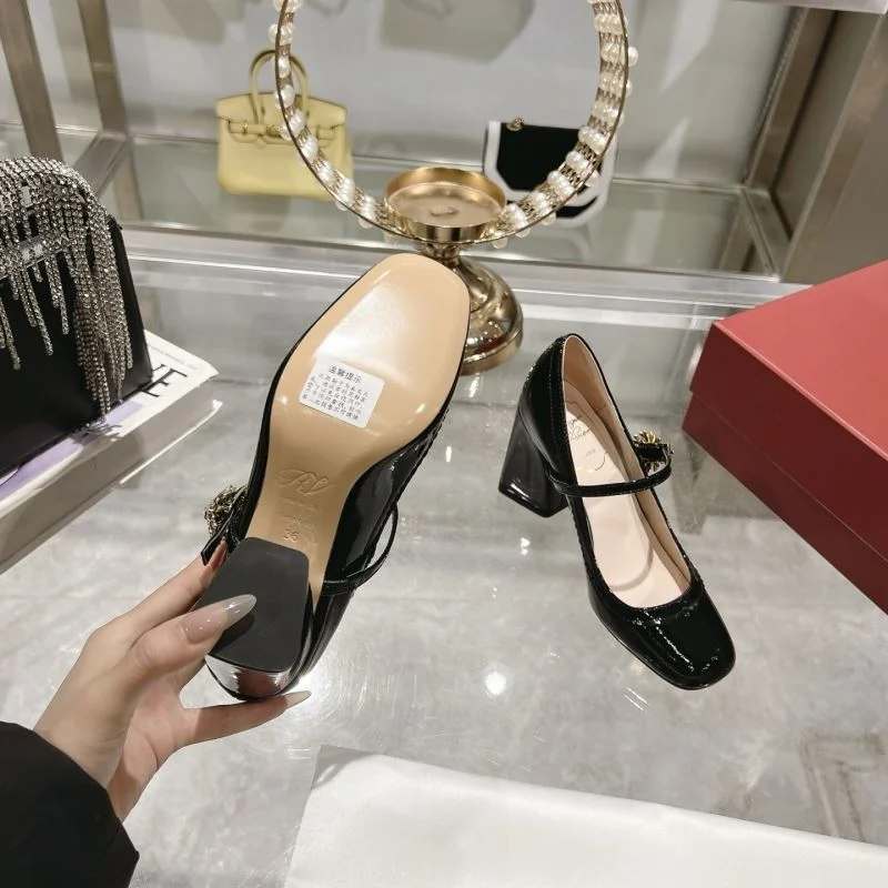 Lightweight Roger Vivier Shoes 11419
