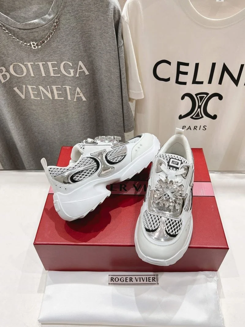 Versatile Roger Vivier Shoes 11414
