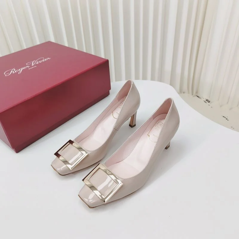 UrbanChic Roger Vivier Shoes 11413