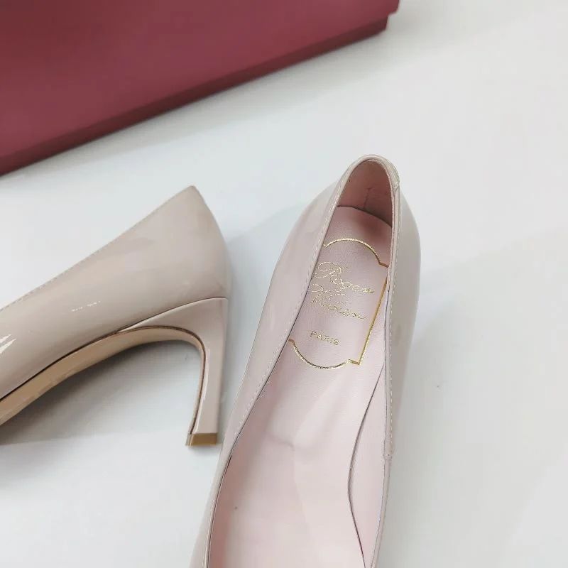 UrbanChic Roger Vivier Shoes 11413