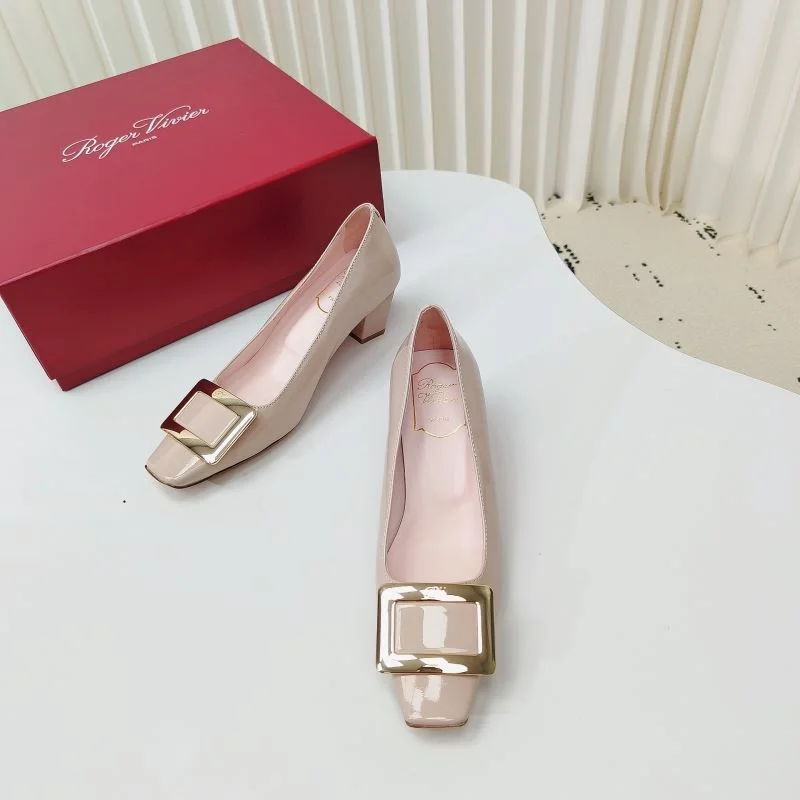 Roger Vivier Shoes Sporty 11400