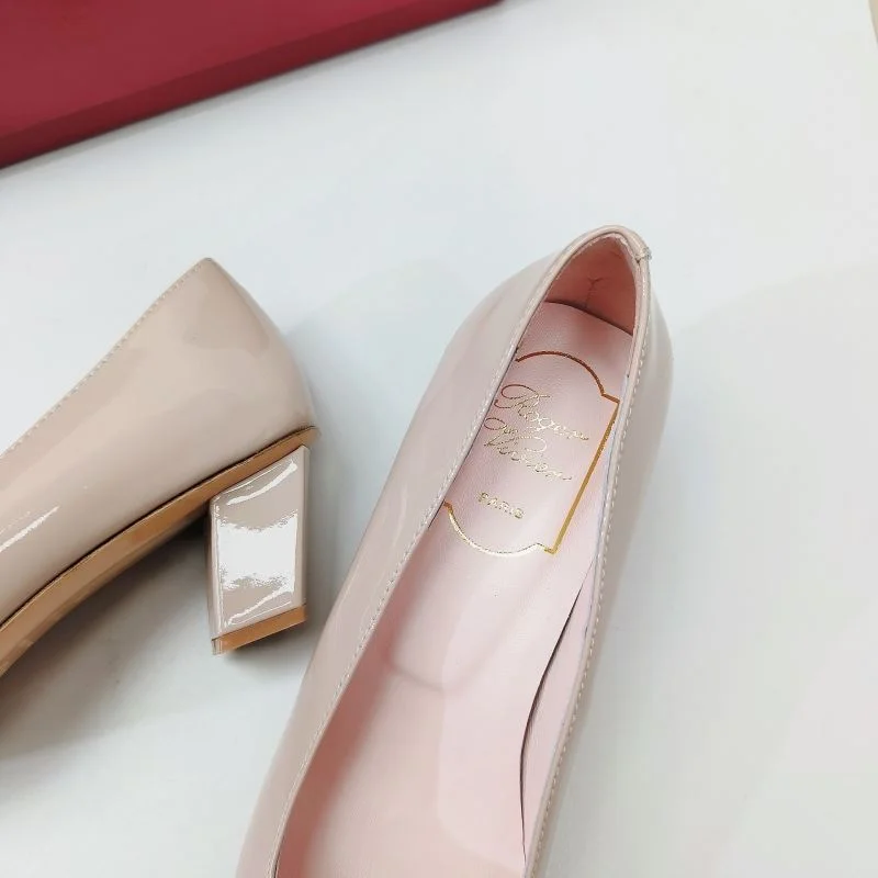 Roger Vivier Shoes Sporty 11400