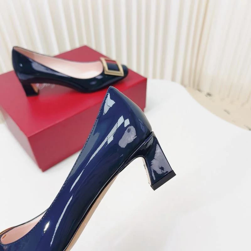 Lightweight Roger Vivier Shoes 11410