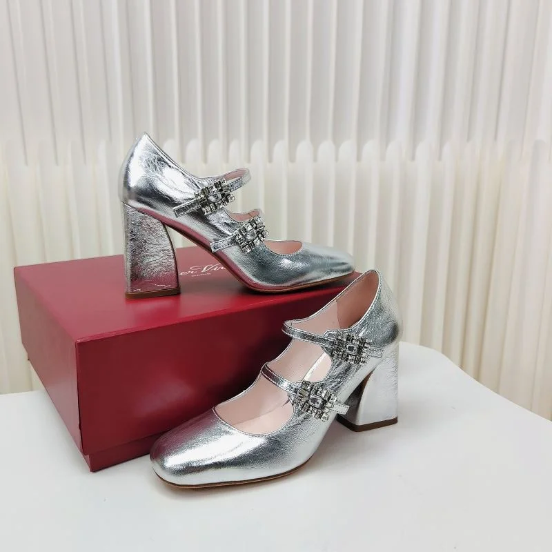 StreetReady Roger Vivier Shoes 11388