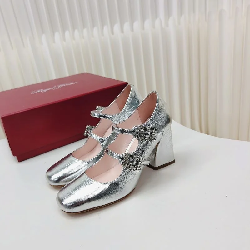 StreetReady Roger Vivier Shoes 11388