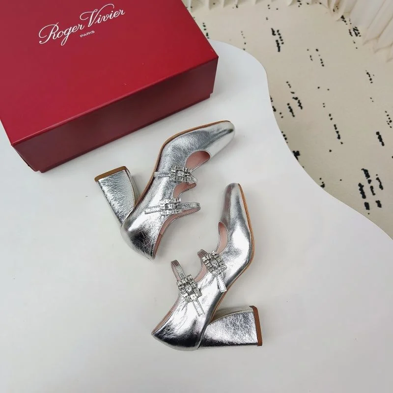 StreetReady Roger Vivier Shoes 11388