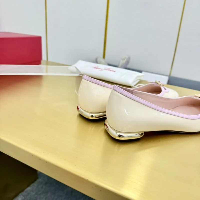 EasyCare Roger Vivier Shoes 11384